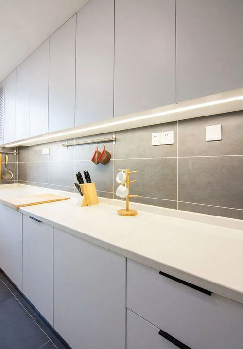 簡裝下的精致效果 118平三室兩廳，大白墻的清爽哲學與生活智慧